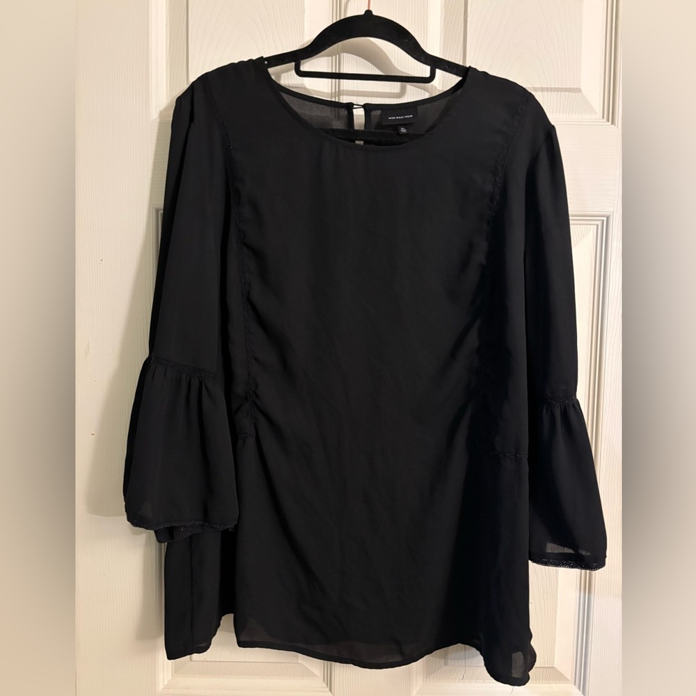 Who What Wear Black Bell Sleeve Quiet Luxury Casual Work Flowy Dressy Blouse
